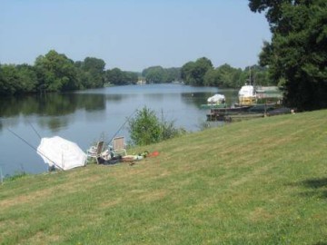 Aire de camping-car de Feneu