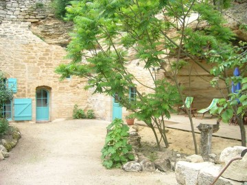 Antoine et Sandrine Paris - Gîte la Troglo