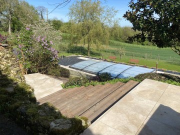 Piscine vue de la terrasse