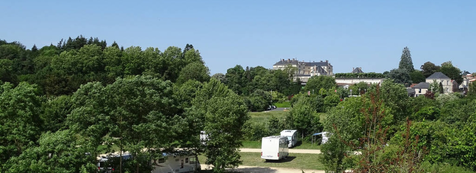 Aire de Camping-Cars Maulevrier