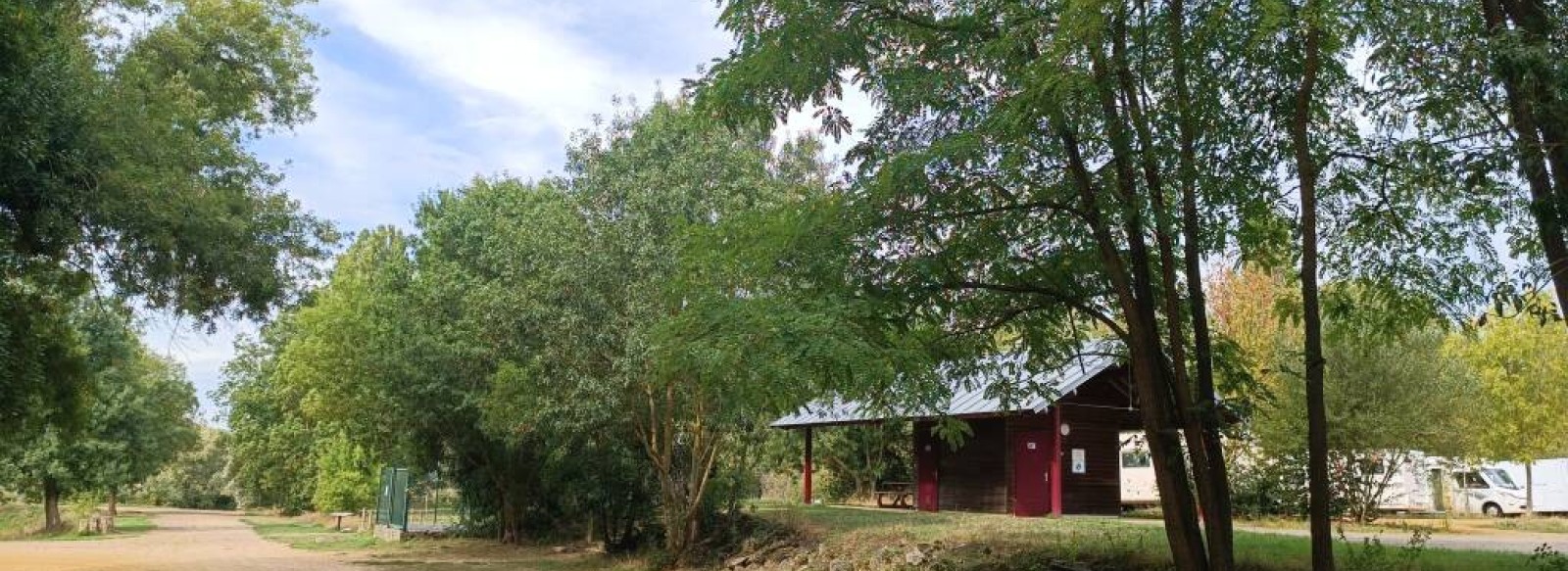 Aire d'accueil de camping-car de Briollay