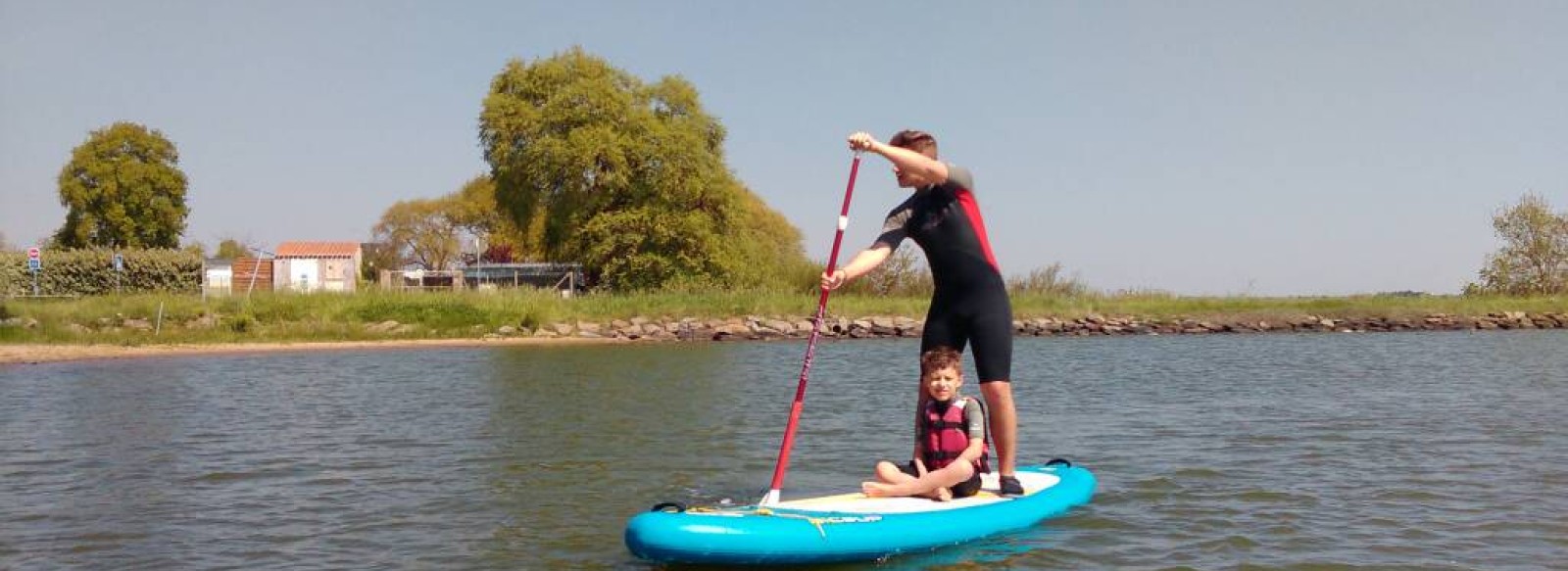 LOCATION STAND UP PADDLE - BASE NAUTIQUE DE SION