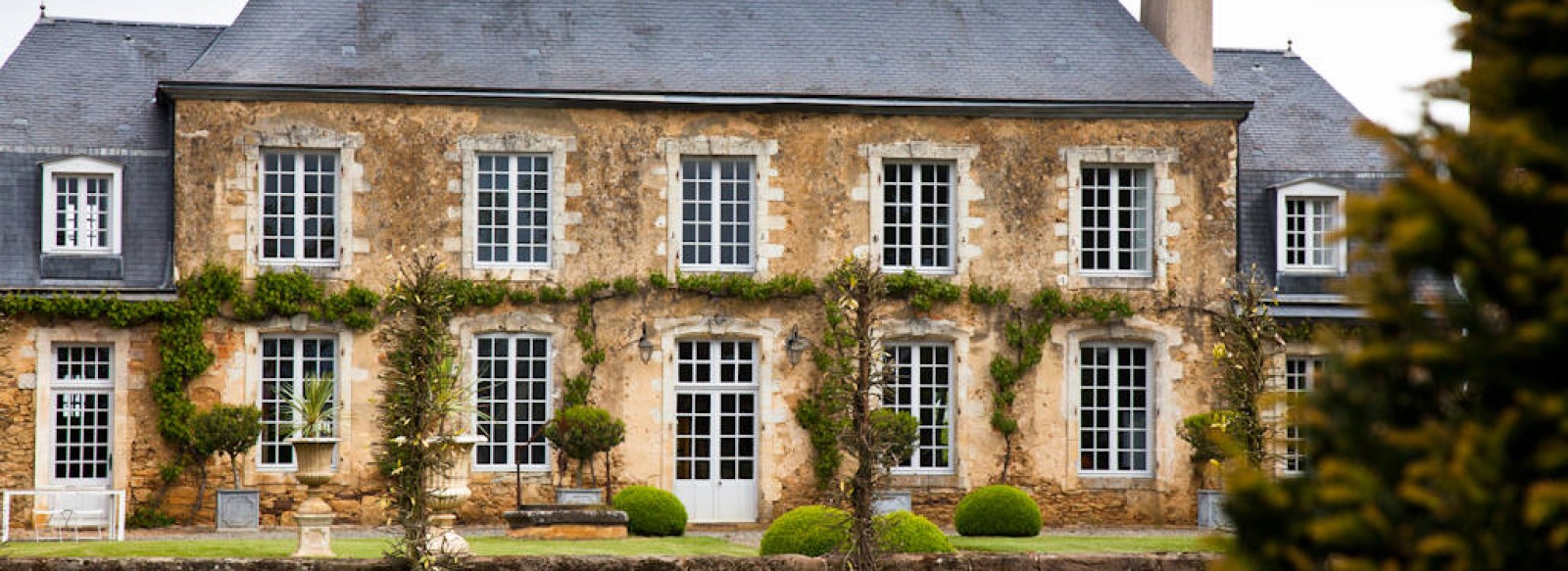 JOURNEES EUROPEENNES DU PATRIMOINE - MANOIR DE NUYET ET EGLISE