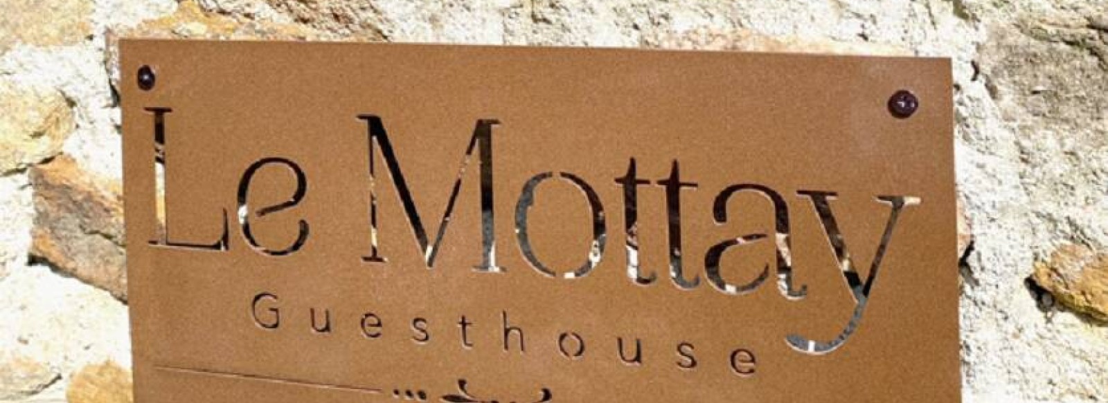 LE MOTTAY GUESTHOUSE