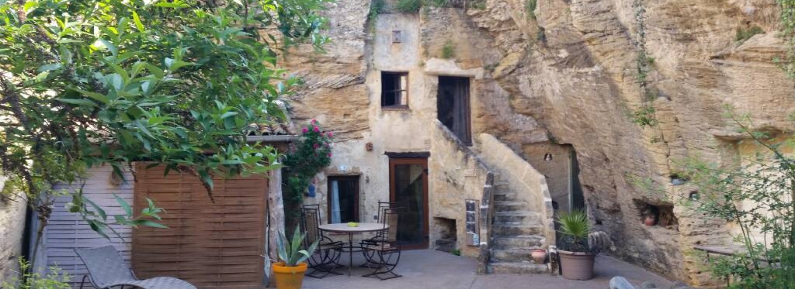 Chambres d'hotes troglodytiques Farfadine et troglos