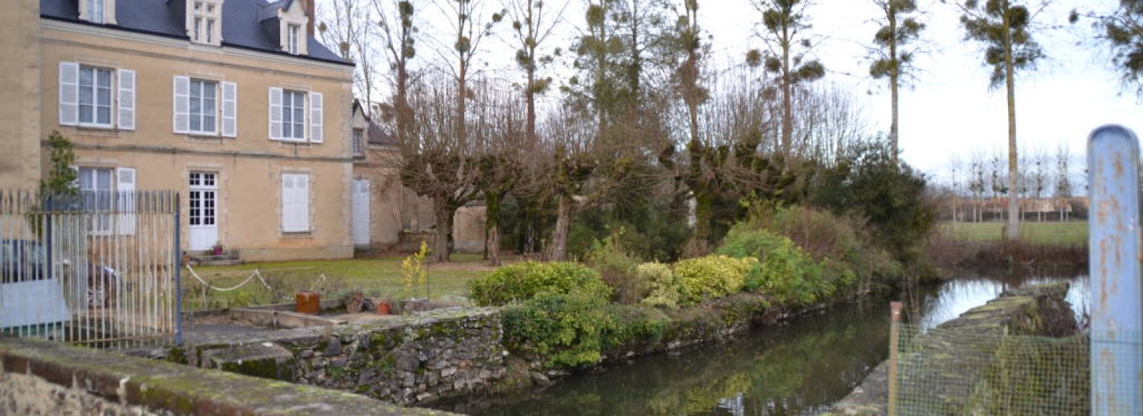 CHAMBRES D'HOTES - LA BEAUSSONNIERE