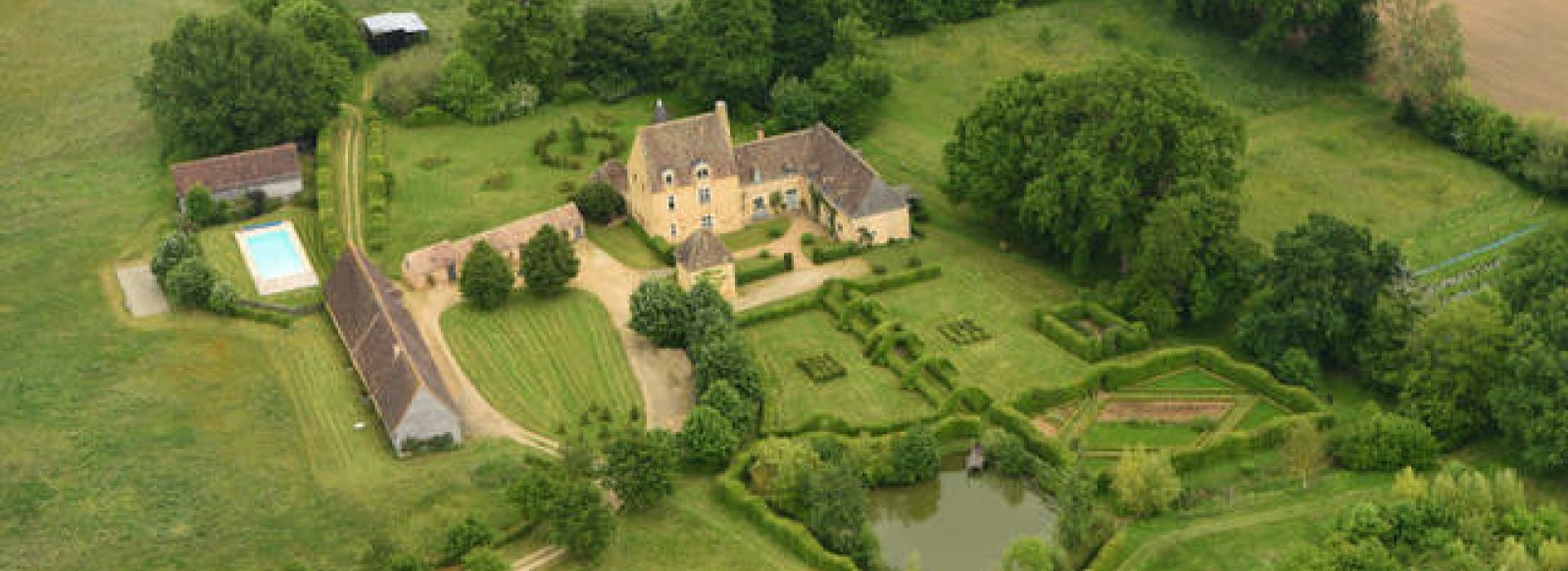 MANOIR DE BUIS