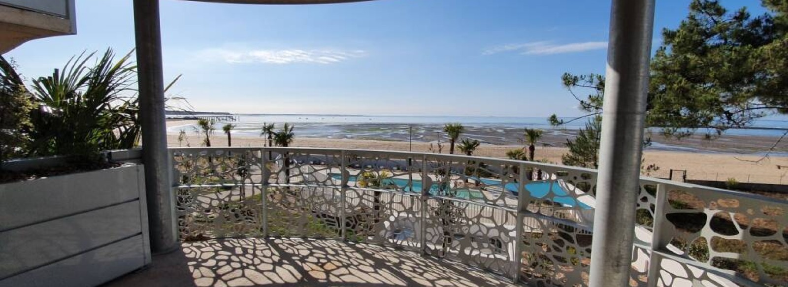 En Front de mer, vue mer, neuf et tout confort , appartement 4/6 pers dans residence avec acces direct plage