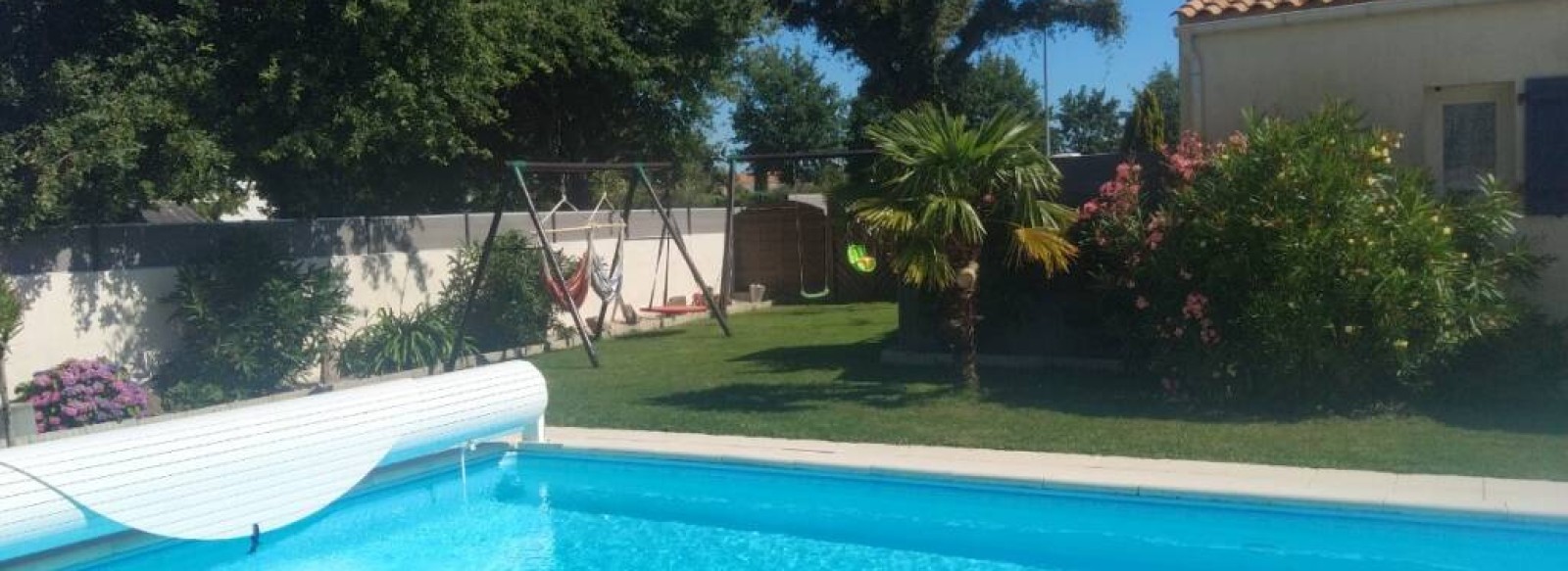 MAISON DE VACANCES AVEC PISCINE A 7KMS DE LA ROCHE SUR YON