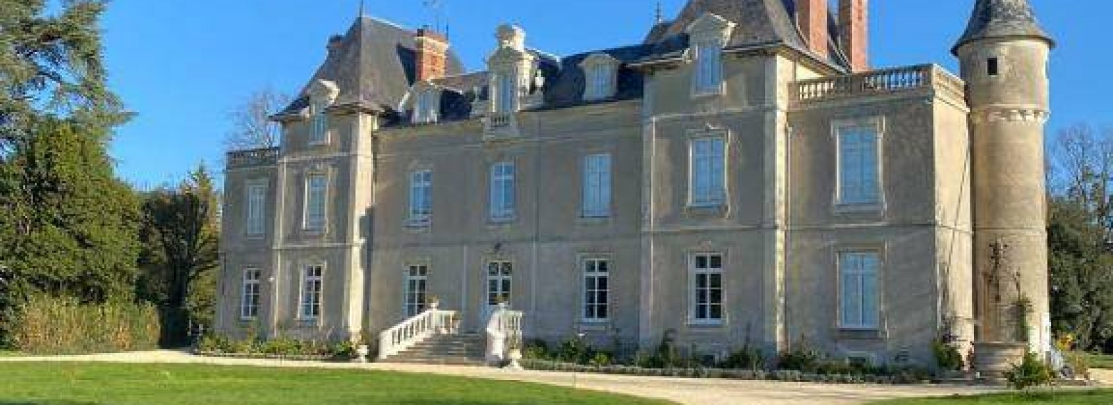 CHATEAU DE SAINT-FULGENT - gite le parc