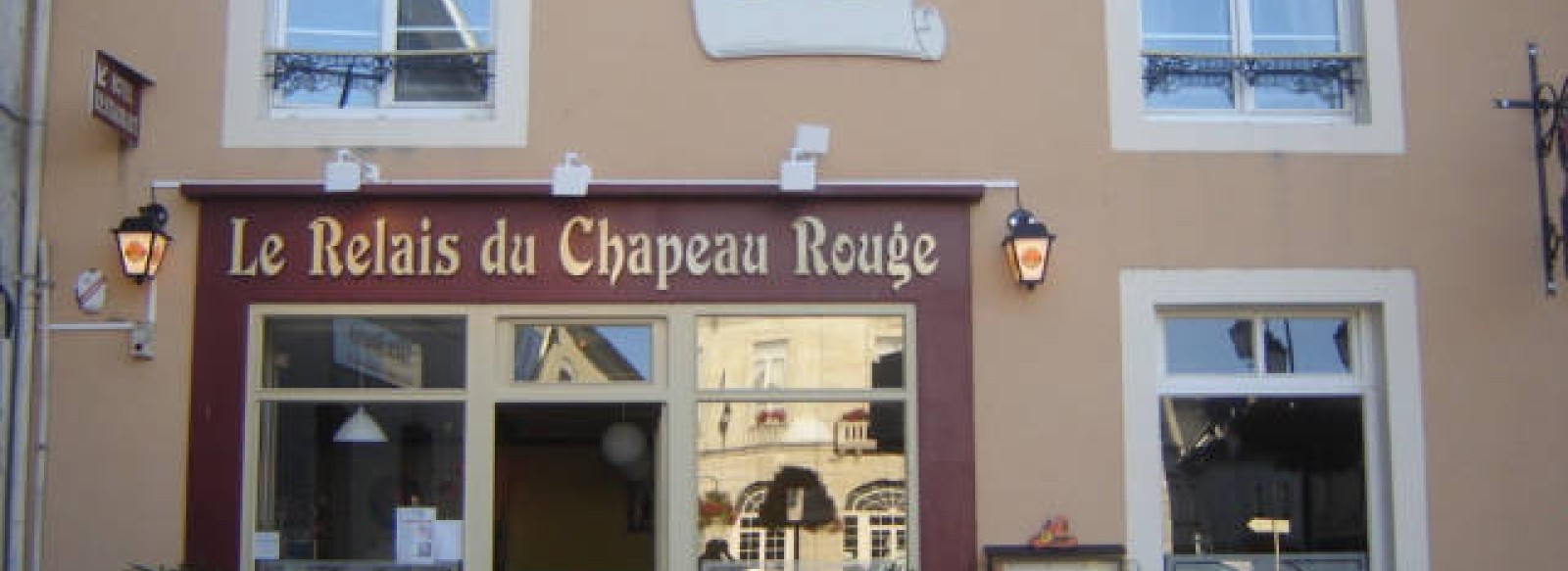 Hotel Le Relais du Chapeau Rouge