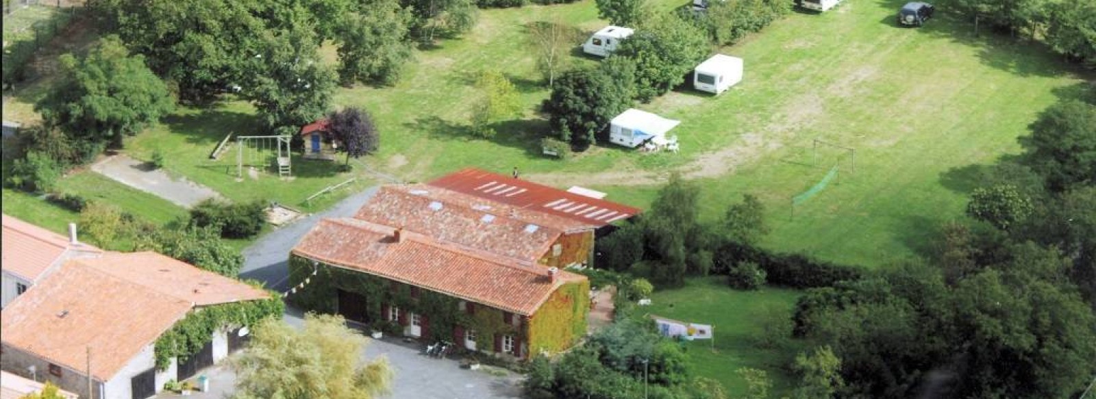 CAMPING A LA FERME LE BOIS NOIR