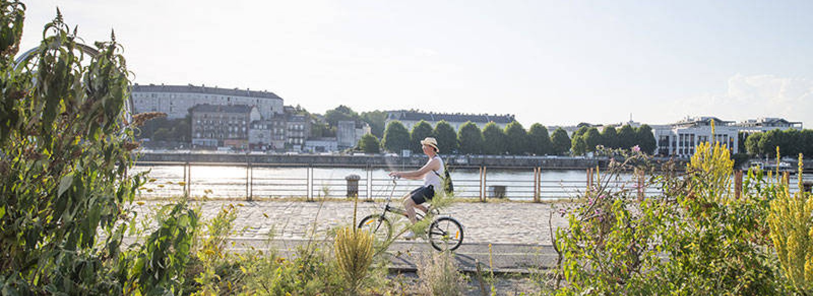 AIRE D'ARRET VELO DE HAUTE-INDRE