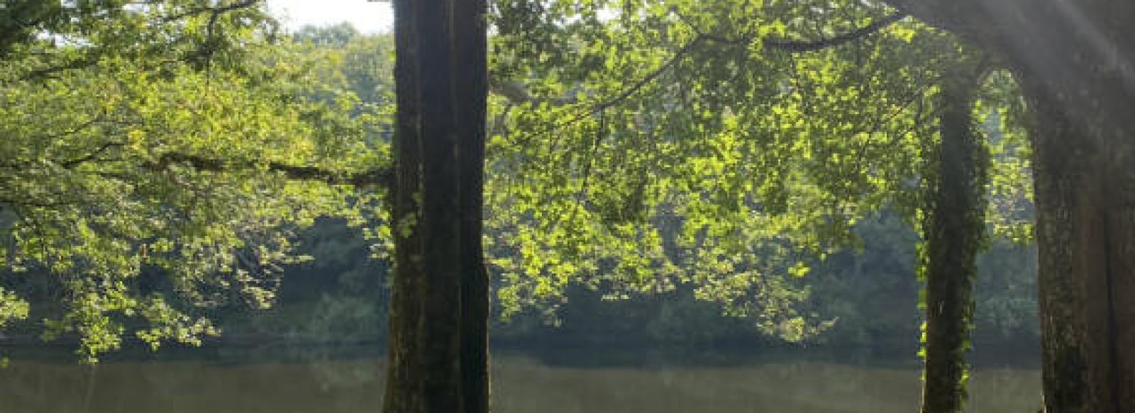 LAC DE FINFARINE