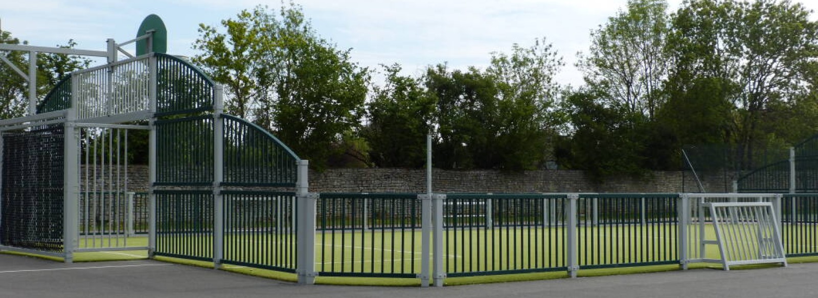 CITY STADE ET AIRE DE JEUX A NIEUL SUR L'AUTISE